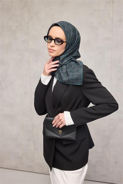 Pamuk Polyester Soft Eşarp Geometrik Desen Dumanlı Siyah 90x90