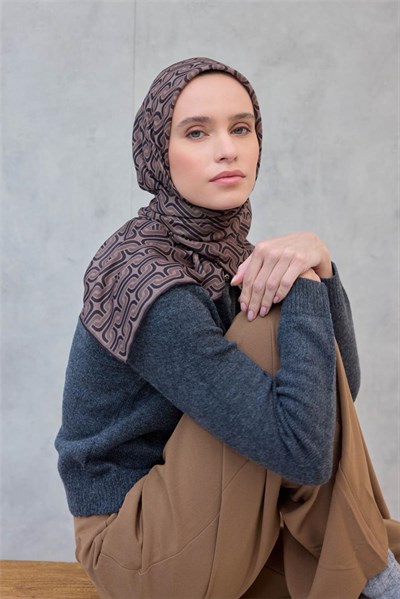 Pamuk Polyester Soft Eşarp Geometrik Desen Latte 90x90