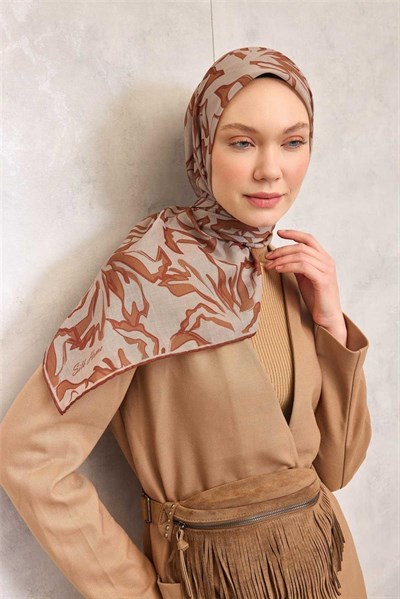 Pamuk Polyester Soft Eşarp Latte Soyut Desenli Tok Duruşlu 90x90