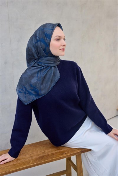 Pamuk Polyester Soft Eşarp Yaprak Desen Indigo 90x90