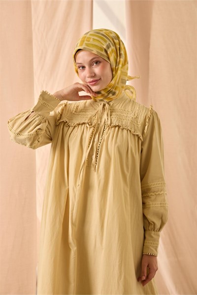 Pamuklu Eşarp Butter Yellow-Asit-Fıstık Yeşili-Koyu Yeşil Desenli Kaymaz Tok Duruşlu 90x90