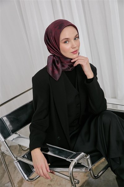 Polyester Karışımlı Shiny Eşarp Bordo Etnik Desenli Parlak Dokulu 90x90
