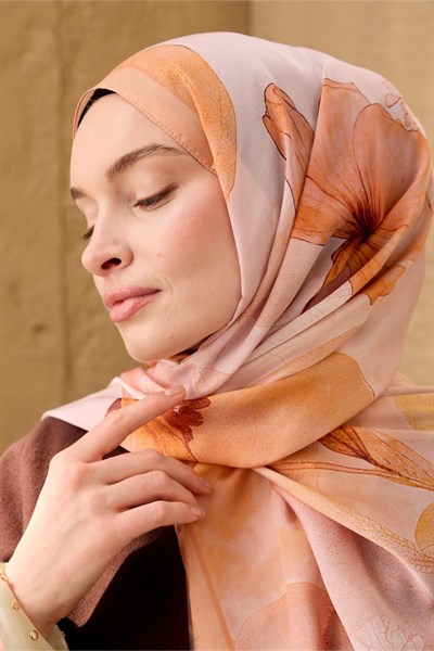 Polyester Velina Şal Pudra-Yavruağzı-Gold Desenli Parlak Dokulu Hafif 190x70