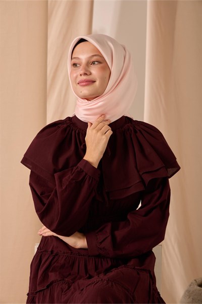 Shiny Düz Eşarp Pembe Parlak Dokulu Su ve Leke Tutmayan 90x90