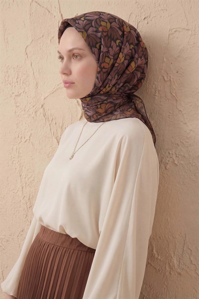 Soft Eşarp Floral Line Soluk Siyah 90x90