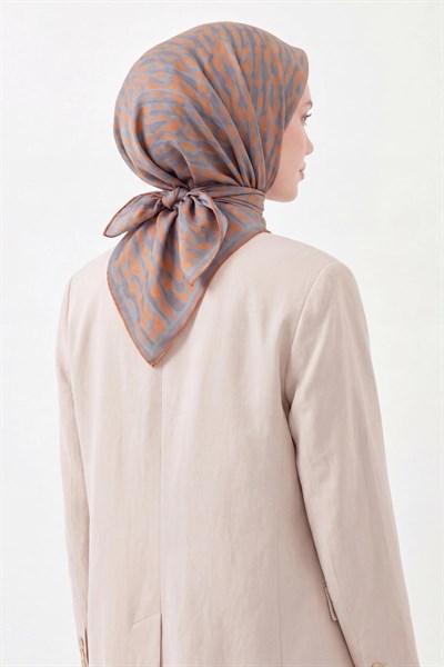 Soft Eşarp Flow Füme