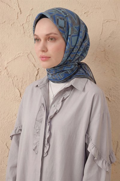 Soft Eşarp Geometrik Desen Bebe Mavi 90x90
