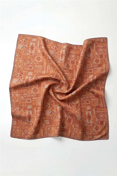 Soft Eşarp Geometrik Desen Fındık Kabuğu 90x90
