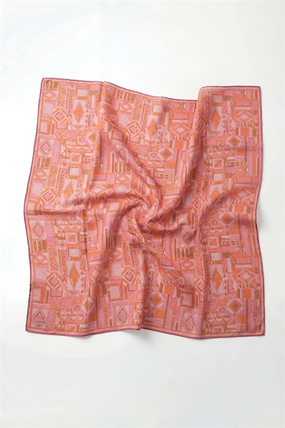 Soft Eşarp Geometrik Desen Pembe 90x90