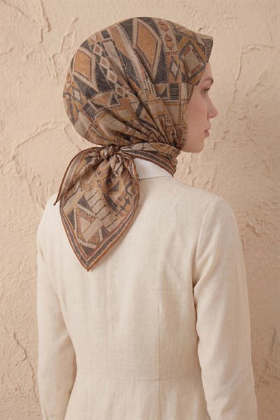 Soft Eşarp Geometrik Desen Vizon 90x90