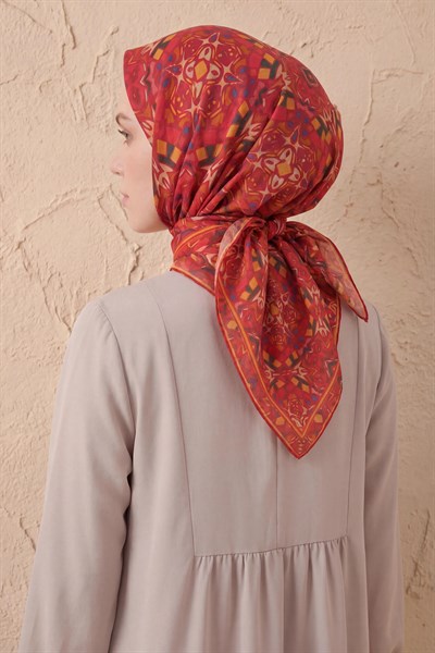 Soft Eşarp Geometrik Narçiçeği 90x90