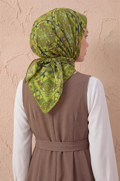 Soft Eşarp Geometrik Yağ Yeşili 90x90