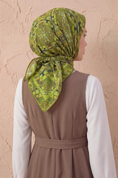 Soft Eşarp Geometrik Yağ Yeşili 90x90