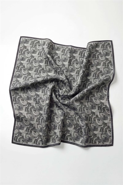 Soft Eşarp Melodi Desen Siyah 90x90