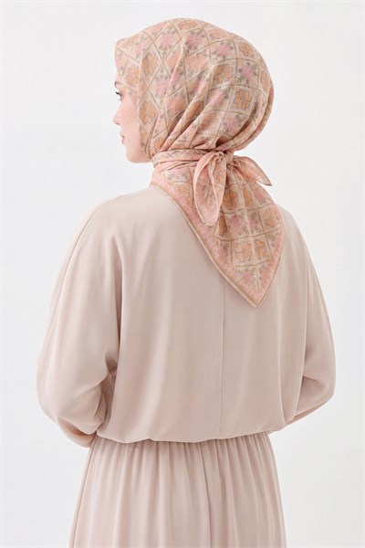Soft Eşarp Minimal Motif Açık Bej