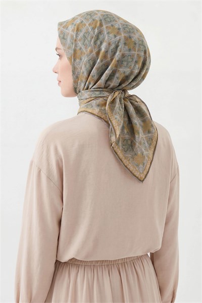 Soft Eşarp Minimal Motif Gümüş