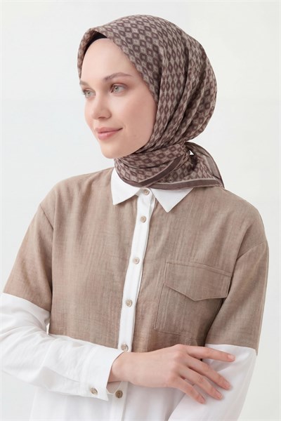 Soft Eşarp Retro Geometrik Koyu Vizon