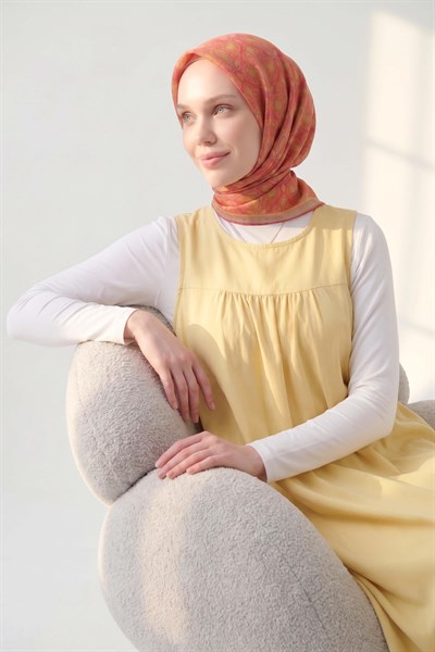 Soft Eşarp Rûmi Şeker Pembe 90x90