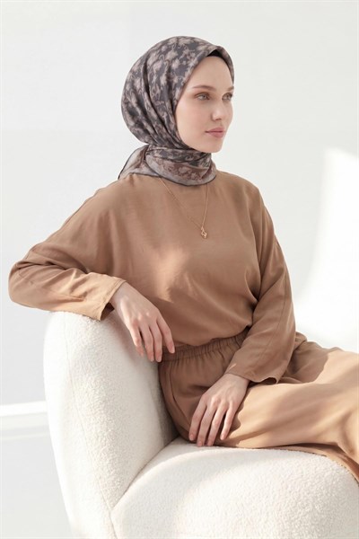 Soft Eşarp Yaprak Desen Füme 90x90