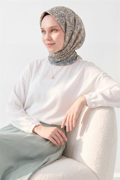 Soft Eşarp Yaprak Desen Krem Rengi 90x90