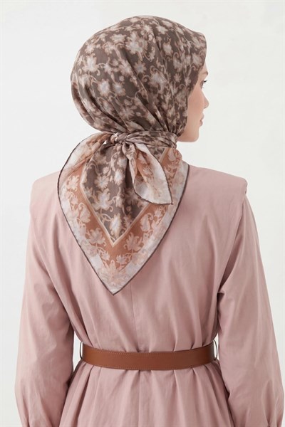 Soft Eşarp Yaprak Desen Mocha Mousse 90x90