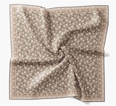 Soft Eşarp Yaprak Desen Mocha Mousse 90x90