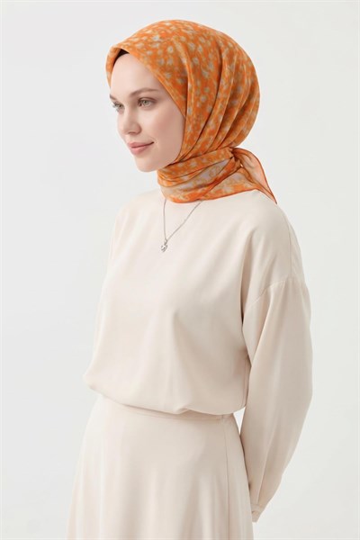 Soft Eşarp Yaprak Desen Turuncu 90x90