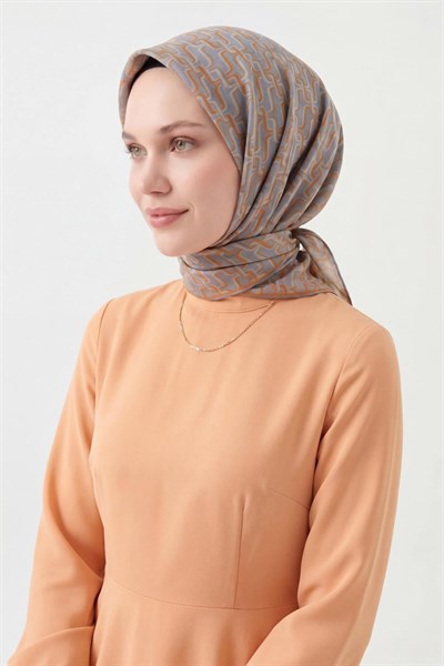 Soft Eşarp Zincir Desen Gri 90x90