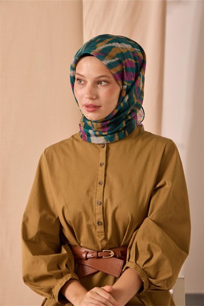 Soft Pamuk Eşarp Patina Yeşili-Gri-Mor-Hardal Desenli Kaymaz Tok Duruşlu 90x90