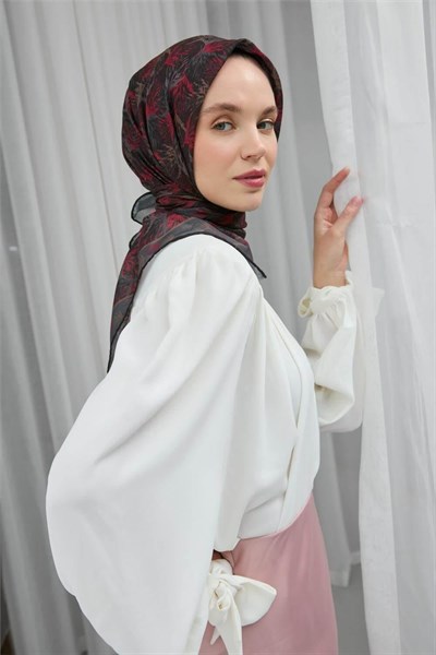 Soft Pamuk Eşarp Siyah Yaprak Desenli Hafif Tok Duruşlu 90x90