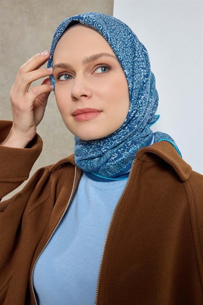 Tencel Monare Eşarp Madalyon Desen Mavi 90X90