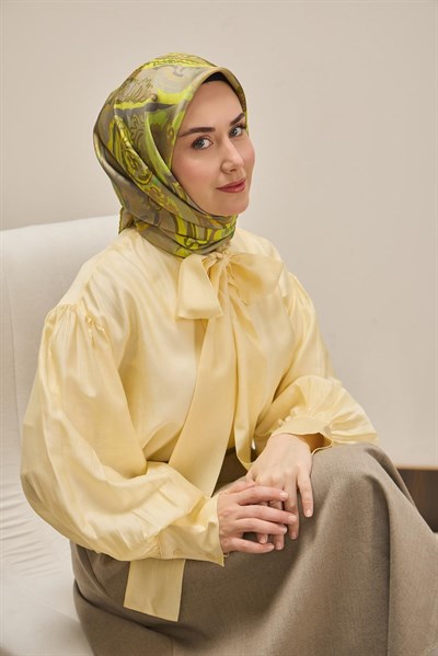 Twill İpek Eşarp Art Desen Çimen Yeşili 90x90