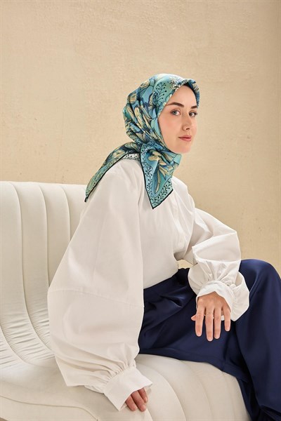 Twill İpek Eşarp Büyük Çiçek Mavi 90x90