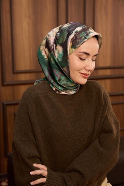 Twill İpek Eşarp Çağla-Koyu Yeşil Desenli Tok Duruşlu 90x90