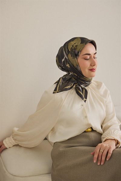 Twill İpek Eşarp Çiçek Desen Koyu Yeşil 90x90