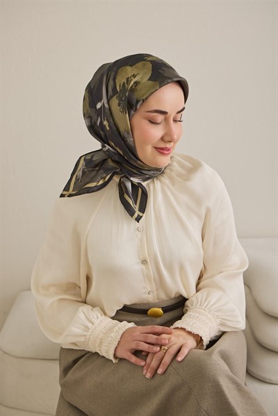 Twill İpek Eşarp Çiçek Desen Koyu Yeşil 90x90