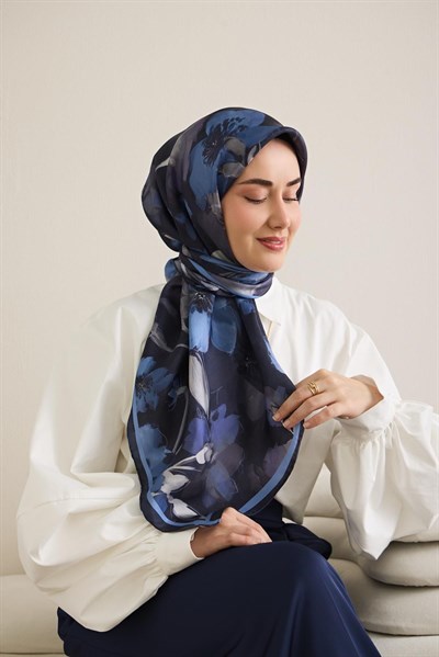 Twill İpek Eşarp Çiçek Desen Lacivert 90x90