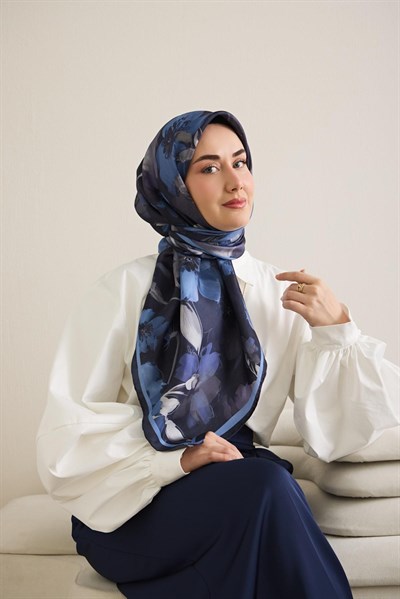 Twill İpek Eşarp Çiçek Desen Lacivert 90x90