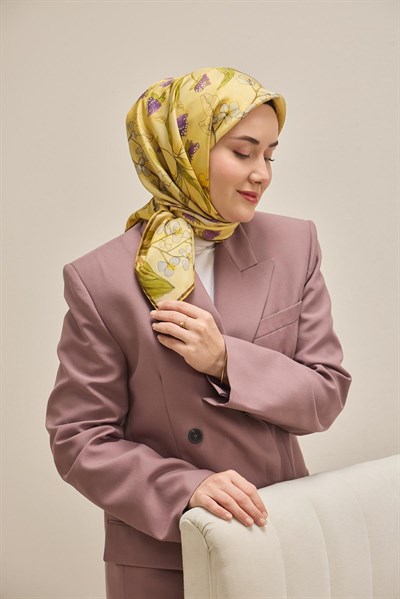 Twill İpek Eşarp Çiçek Rüyası Sarı 90x90