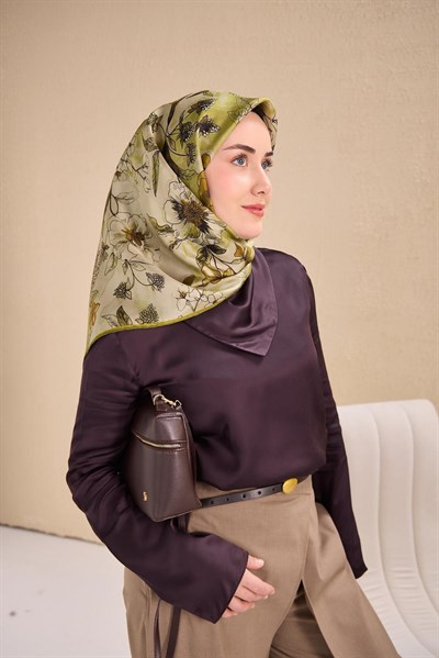 Twill İpek Eşarp Çiçek Rüyası Yeşil Gümüş 90x90