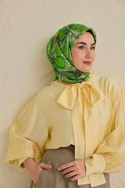 Twill İpek Eşarp Floral Art Desen Yeşil 90x90