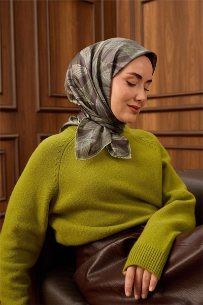 Twill İpek Eşarp Füme-Küf Yeşili Su Yeşili Geçişli Kaymaz Tok Duruşlu 90x90