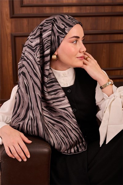 Twill İpek Eşarp Gri Siyah Gümüş Dalga Desenli Tok Duruşlu 90x90
