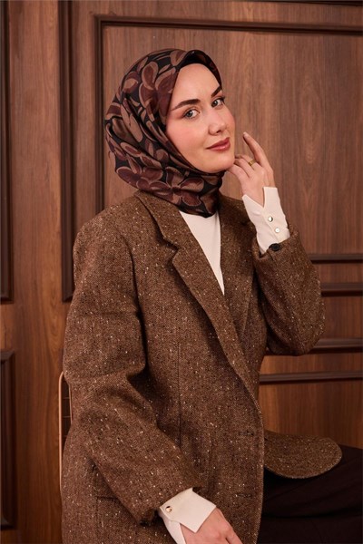 Twill İpek Eşarp Kahverengi-Sütlü Kahve Papatya Desenli Tok Duruşlu 90x90