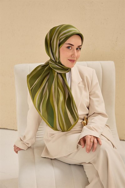 Twill İpek Eşarp Kıvrımlı Şerit Yeşil 90x90