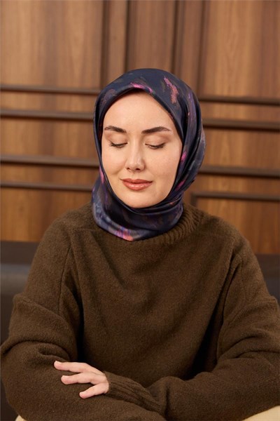 Twill İpek Eşarp Koyu Lacivert-Erguvan Desenli Tok Duruşlu 90x90
