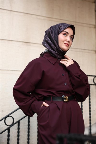 Twill İpek Eşarp Koyu Mor Çiçek Desenli Tok Duruşlu 90x90
