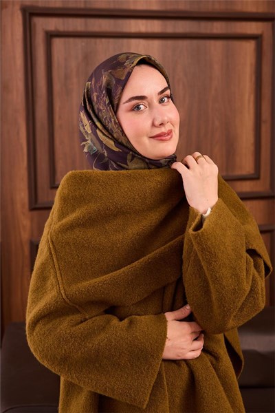 Twill İpek Eşarp Koyu Mor-Yeşil Çiçek Desenli Tok Duruşlu Kaymaz 90x90