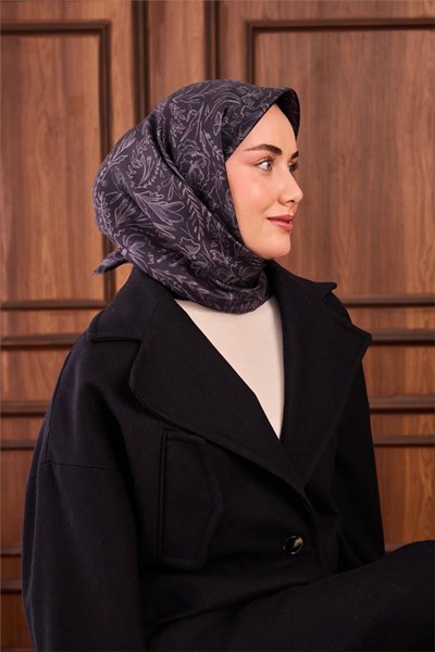 Twill İpek Eşarp Lacivert Çiçek Desenli Tok Duruşlu 90x90