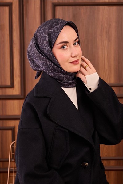 Twill İpek Eşarp Lacivert Çiçek Desenli Tok Duruşlu 90x90